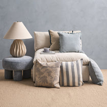 Poufs & Ottomans