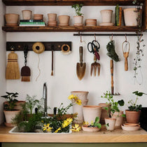 Cache-pots et plantes artificielles