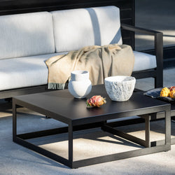 Overlap - Outdoor Aluminium Coffee Table