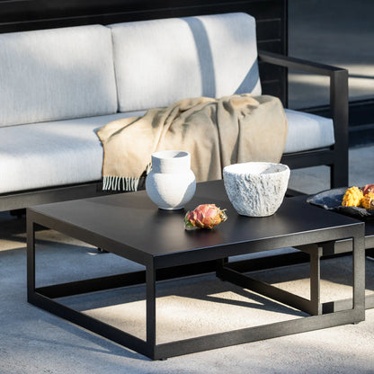 Overlap - Outdoor Aluminium Coffee Table