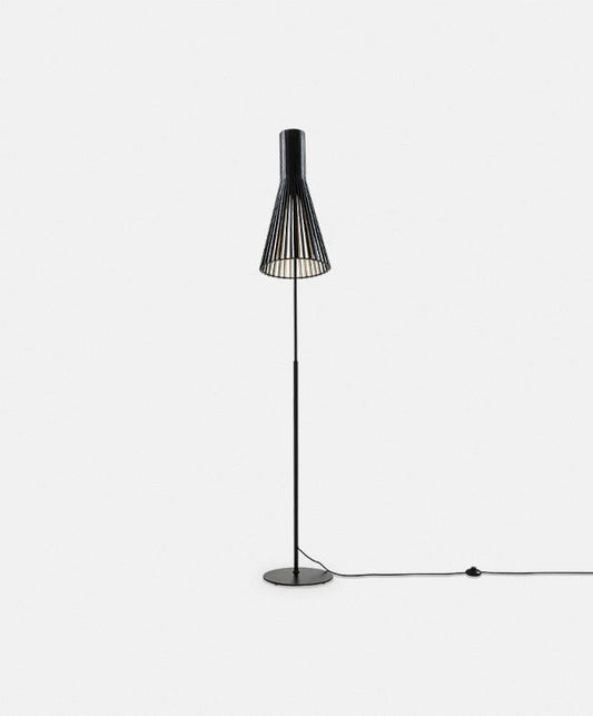 Calel - Lampe sur pied en lattes de bois