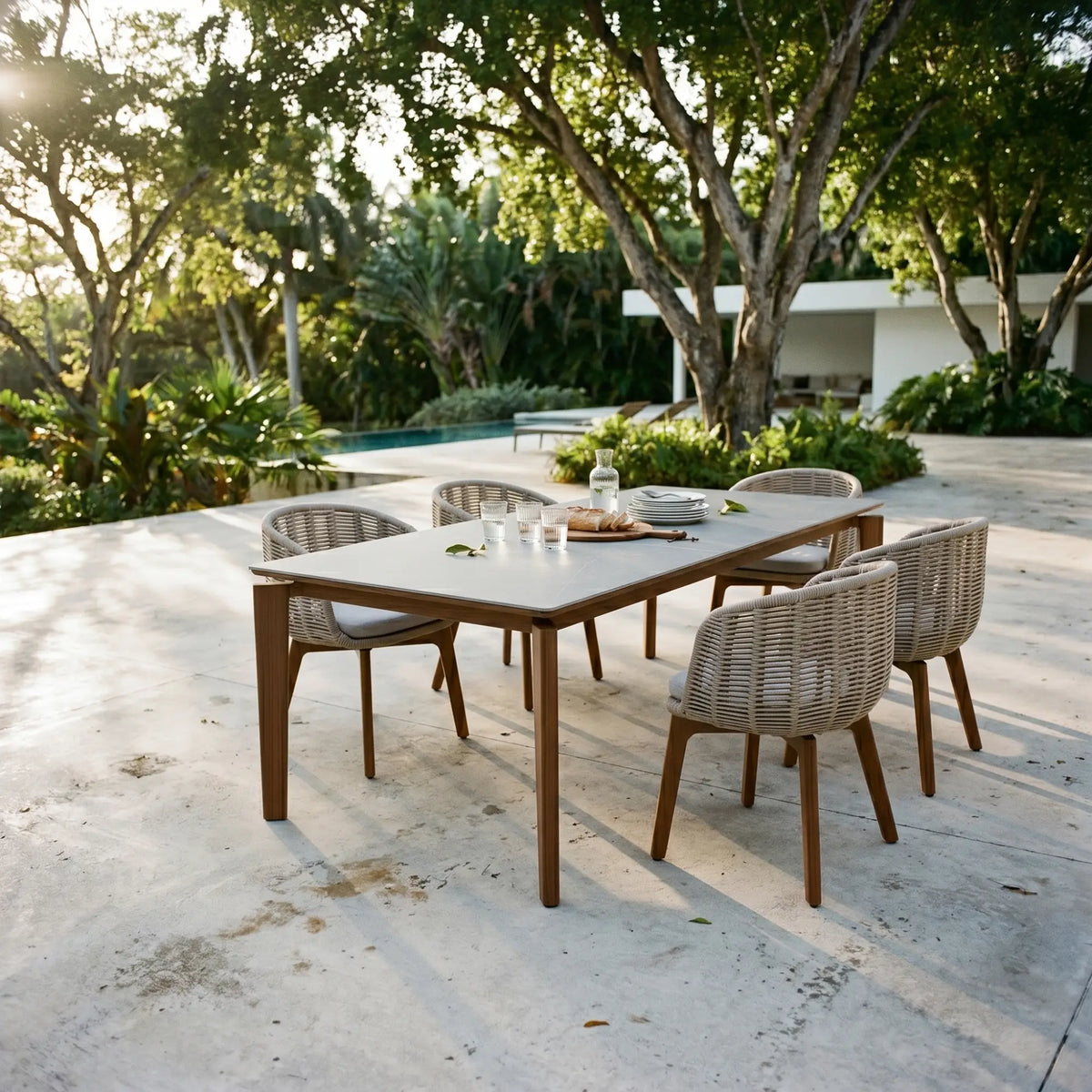Weekend - Outdoor Ceramic Extendable Table