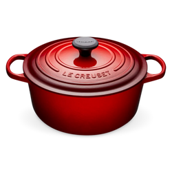 Round Dutch Oven by Le Creuset
