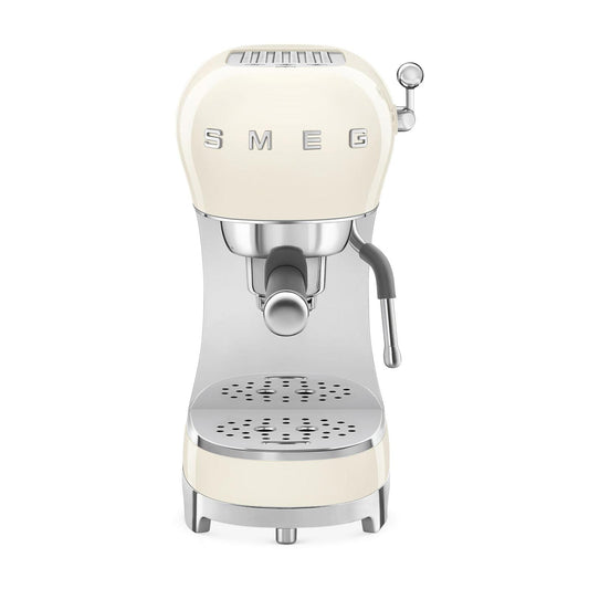 Machine à café espresso 50’S Style par Smeg