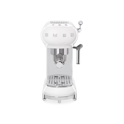 50’s Style Espresso Machine by Smeg
