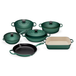 Set of 10 pieces by Le Creuset
