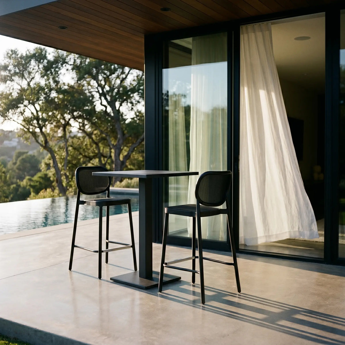 Vice Versa - Outdoor Aluminium Counter Height Table