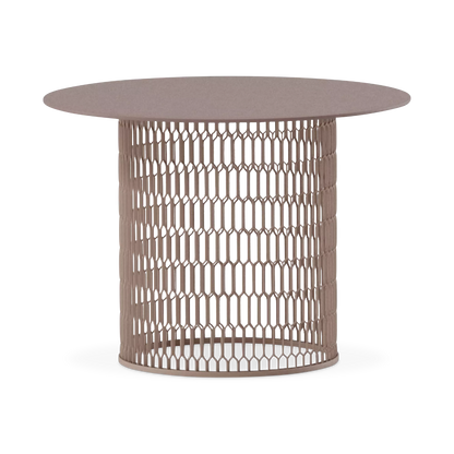 Mesh - Table d'appoint extérieure en aluminium par Kettal