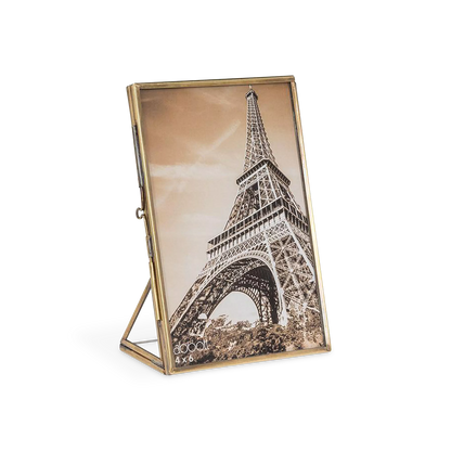 Candid - Picture frame minalist