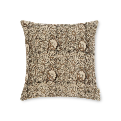 Khari - 100% organic cotton boucle cushion