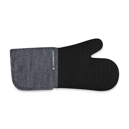 Oven Mitt by Le Creuset