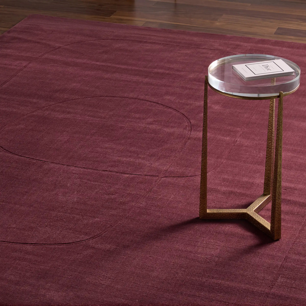 Cursive Expanse - Handcrafted Rug